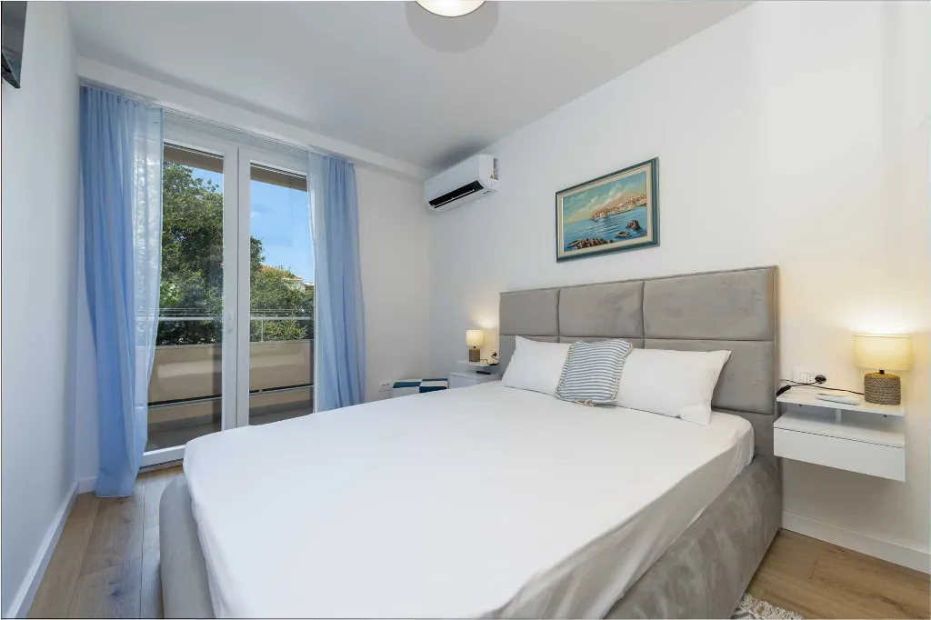 Dubrovnik 2-Bedroom Apartment for 4 Guests