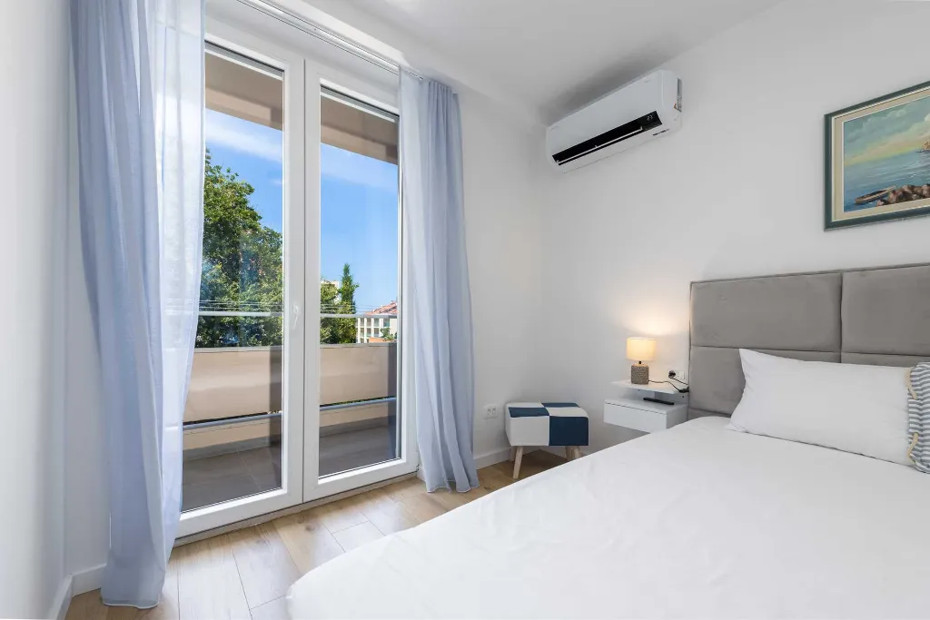 Dubrovnik 2-Bedroom Apartment for 4 Guests