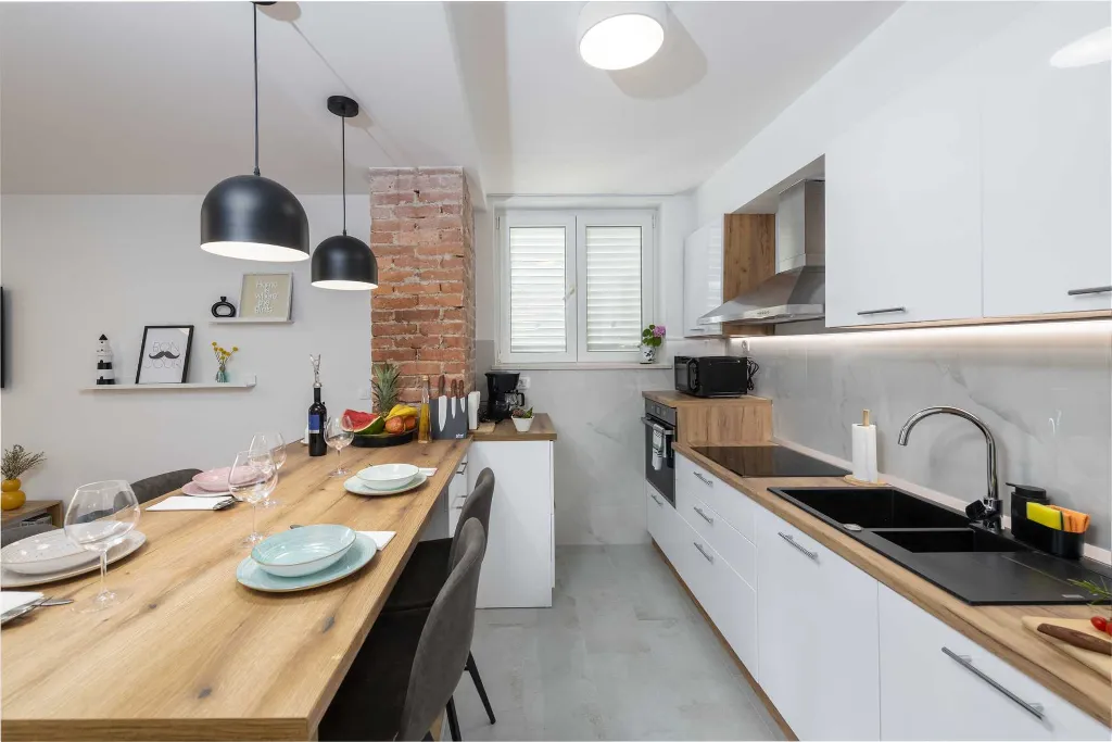 Dubrovnik 2-Bedroom Apartment for 4 Guests