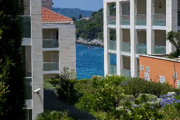 Dubrovnik 2-Bedroom Apartment for 4 Guests