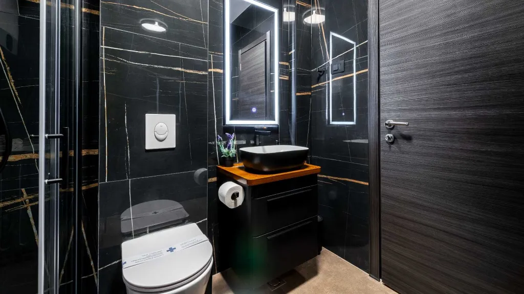 Three-Bedroom Apartment for 5 in Dubrovnik