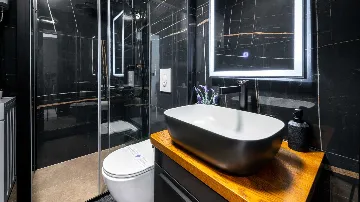 Three-Bedroom Apartment for 5 in Dubrovnik