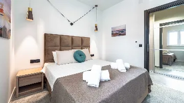 Three-Bedroom Apartment for 5 in Dubrovnik