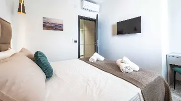 Three-Bedroom Apartment for 5 in Dubrovnik