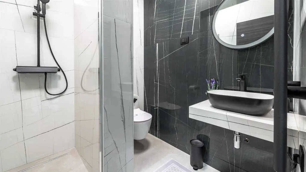 Three-Bedroom Apartment for 5 in Dubrovnik