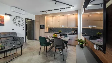 Three-Bedroom Apartment for 5 in Dubrovnik