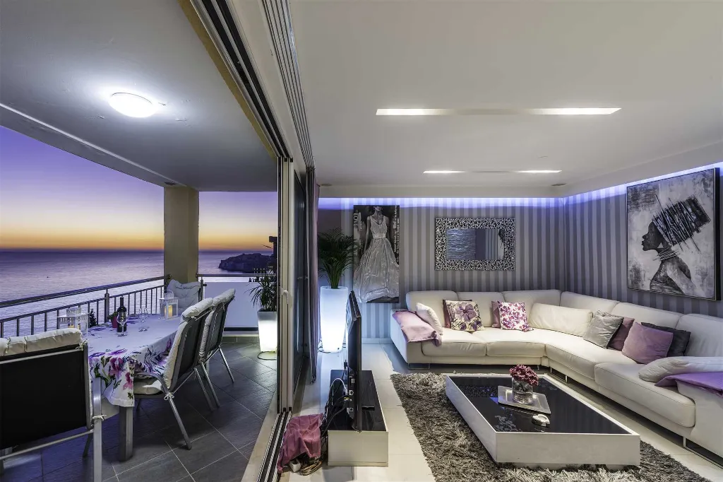 Dubrovnik Apartment with Balcony Sea View