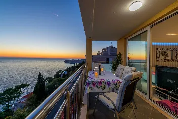 Dubrovnik Apartment with Balcony Sea View