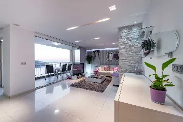 Dubrovnik Apartment with Balcony Sea View