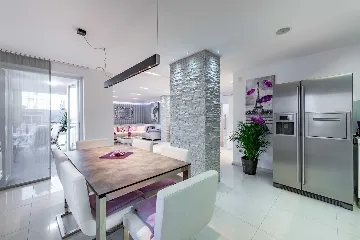 Dubrovnik Apartment with Balcony Sea View