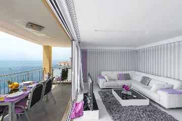 Dubrovnik Apartment with Balcony Sea View