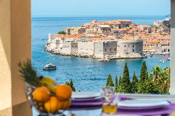 Dubrovnik Apartment with Balcony Sea View