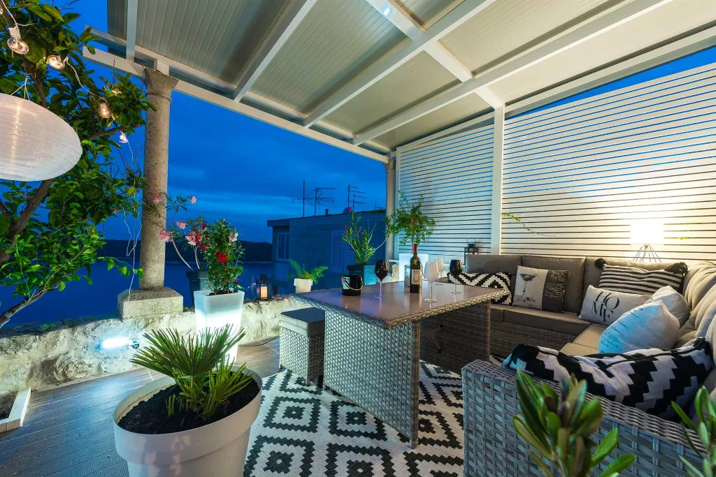 Dubrovnik Studio Apartment for 2 with Terrace View