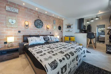 Dubrovnik Studio Apartment for 2 with Terrace View