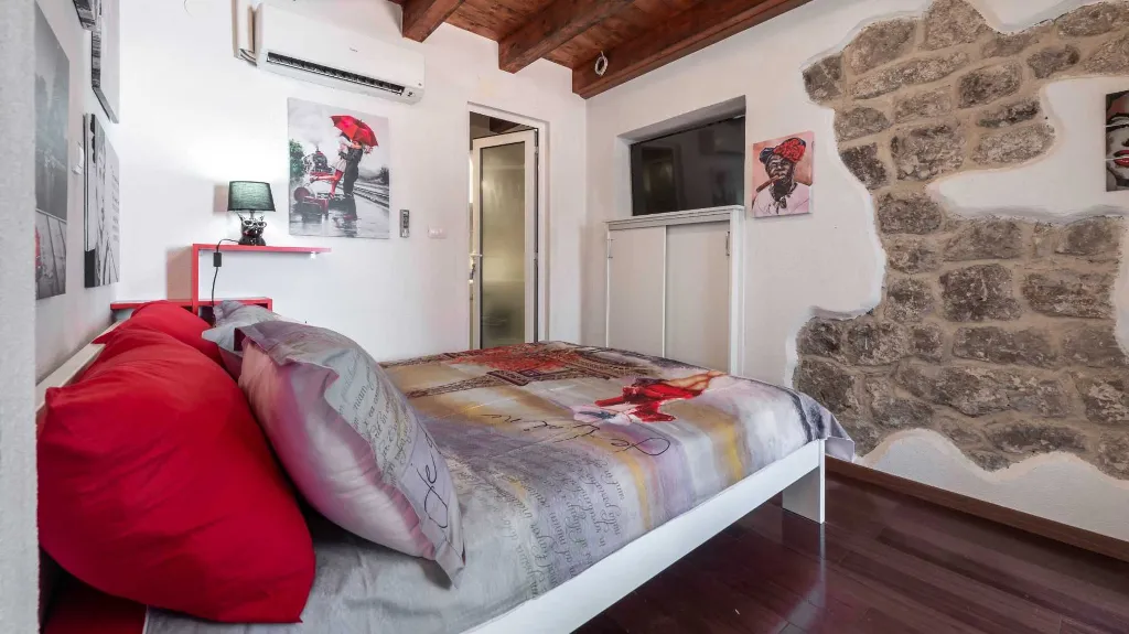 Dubrovnik Studio Apartment for 2 Guests