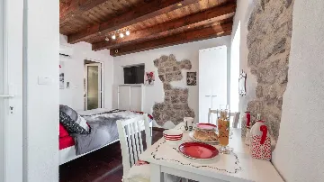 Dubrovnik Studio Apartment for 2 Guests