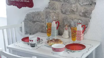 Dubrovnik Studio Apartment for 2 Guests