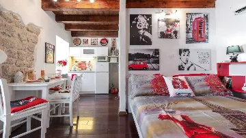 Dubrovnik Studio Apartment for 2 Guests