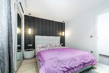 Dubrovnik 3-Bedroom Apartment with Sea View