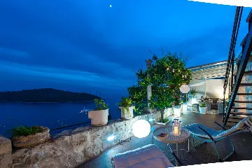 Studio Apartment with Terrace View in Dubrovnik
