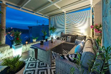 Studio Apartment with Terrace View in Dubrovnik
