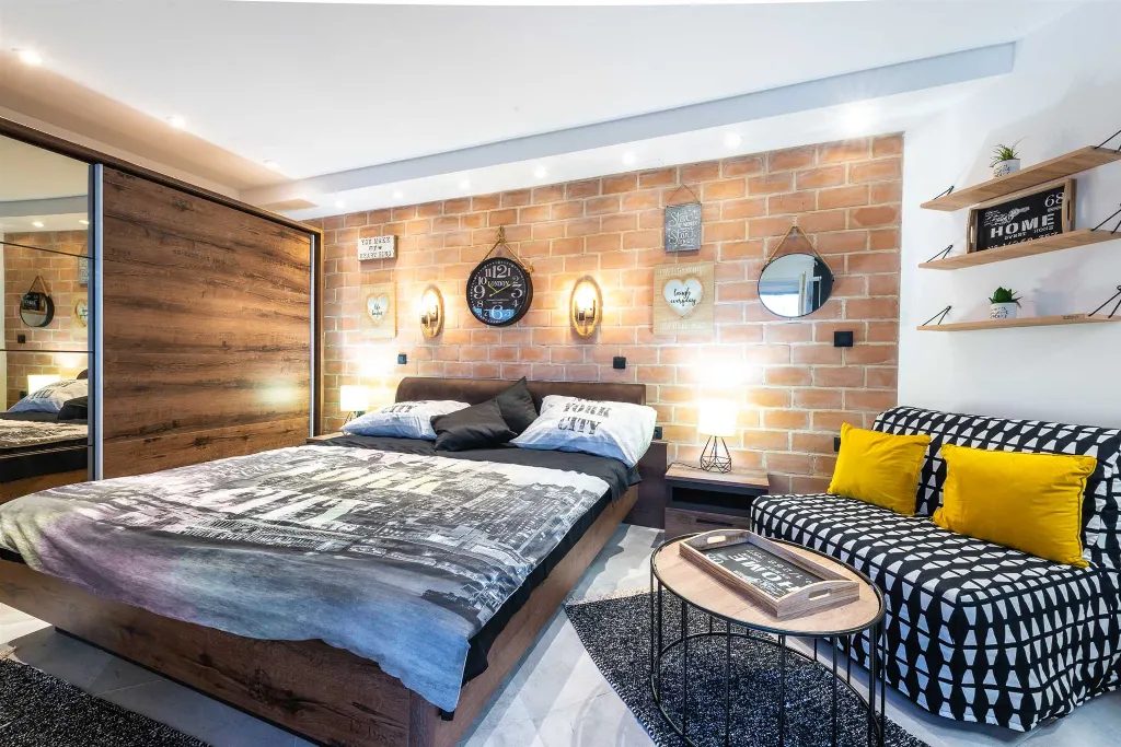 Studio Apartment with Terrace View in Dubrovnik