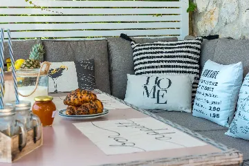 Studio Apartment with Terrace View in Dubrovnik