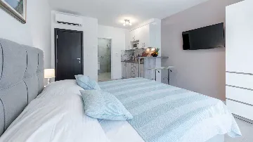 Sea View Apartment for 2 Guests in Dubrovnik