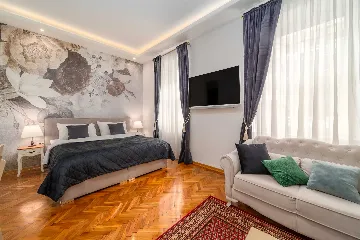 Studio Apartment with City Views in Zagreb