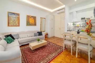 Studio Apartment with City Views in Zagreb