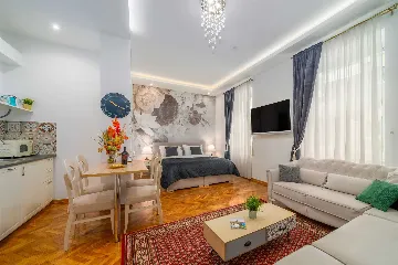 Studio Apartment with City Views in Zagreb