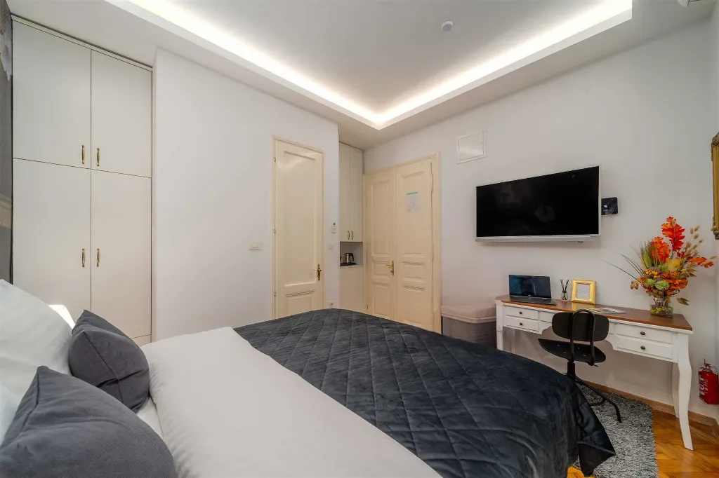 1-Bedroom Apartment for 2 in Zagreb