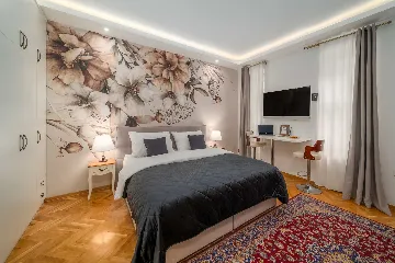 Studio Apartment with Private Entrance in Zagreb for 2