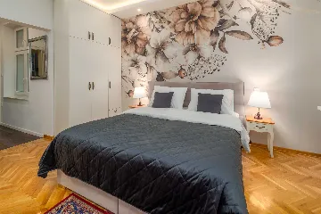 Studio Apartment with Private Entrance in Zagreb for 2