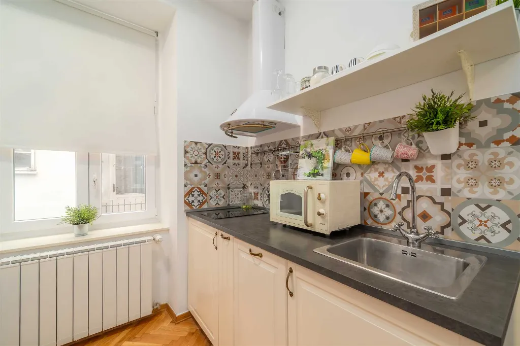 Studio Apartment with Private Entrance in Zagreb for 2