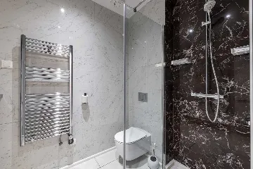 Two-Bedroom Apartment in Dubrovnik with Sea-View Balcony