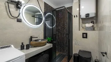 Jacuzzi Retreat Apartment with Parking Dubrovnik