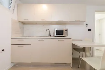 Beachfront Villa with Heated Pool in Hvar