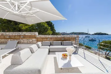 Beachfront Villa with Heated Pool in Hvar