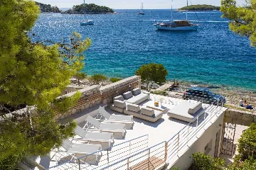 Beachfront Villa with Heated Pool in Hvar
