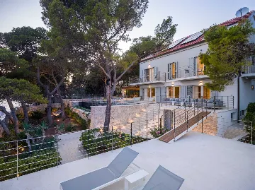 Beachfront Villa with Heated Pool in Hvar