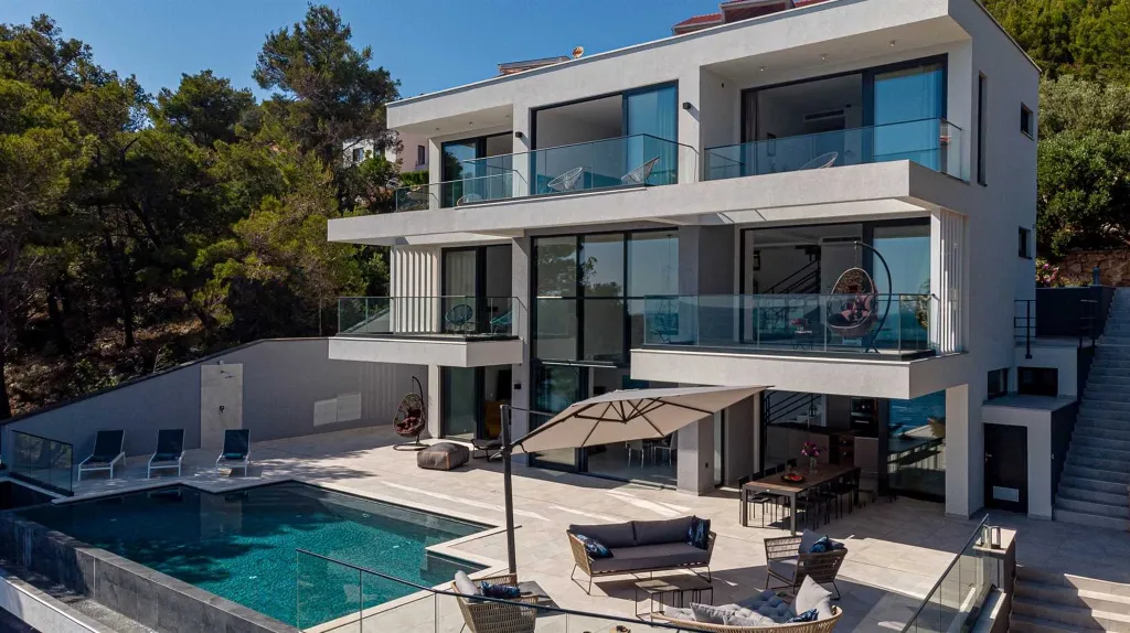Beachfront Villa in Blato for 12 Guests