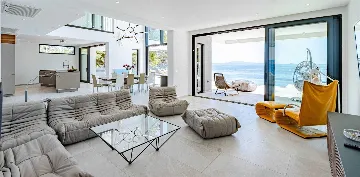 Beachfront Villa in Blato for 12 Guests