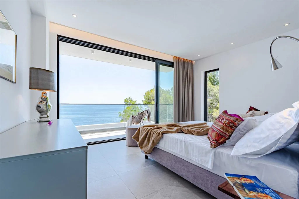 Beachfront Villa in Blato for 12 Guests