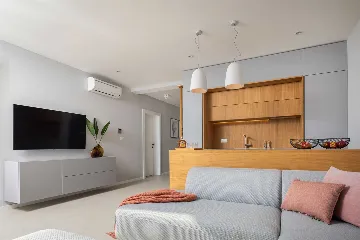 Sea View Villa in Jezera for 8 Guests