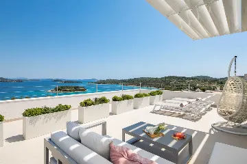 Sea View Villa in Jezera for 8 Guests