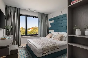 Sea View Villa in Jezera for 8 Guests