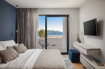 Sea View Villa in Jezera for 8 Guests