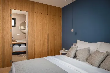 Sea View Villa in Jezera for 8 Guests