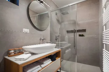 Sea View Villa in Jezera for 8 Guests